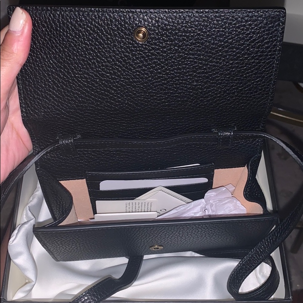 “Blind for Love” Gucci crossbody - Picture 2 of 9